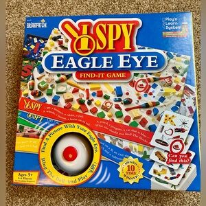 The "I Spy Eagle Eye" board game by Briarpatch & Scholastic